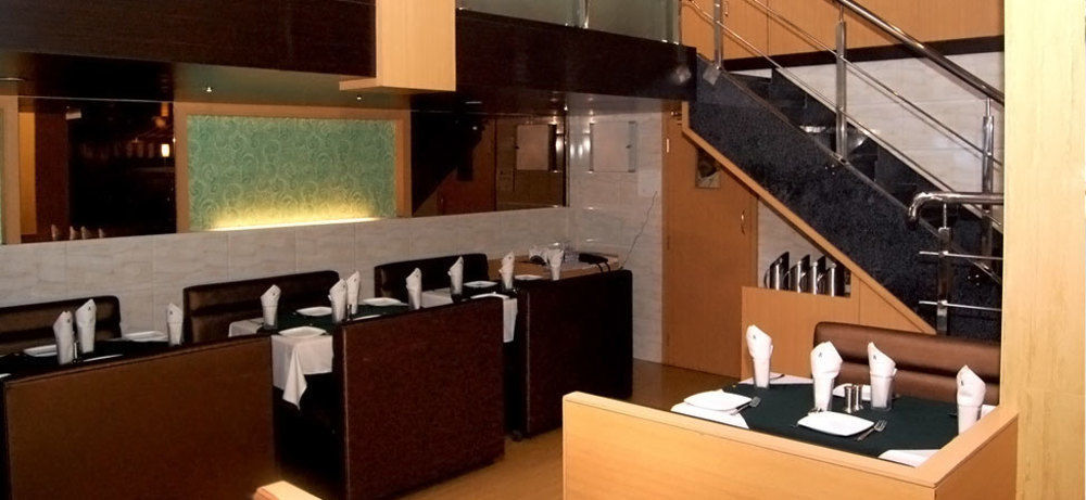 Oyo 2026 Hotel Aishwarya Residency Navi Mumbai Zewnętrze zdjęcie