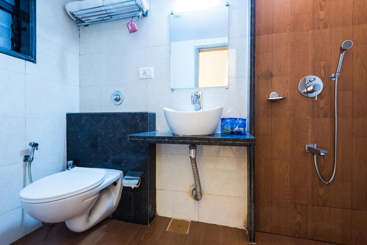 Oyo 2026 Hotel Aishwarya Residency Navi Mumbai Zewnętrze zdjęcie