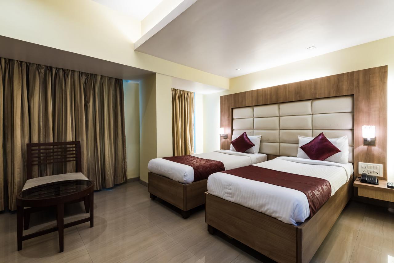 Oyo 2026 Hotel Aishwarya Residency Navi Mumbai Zewnętrze zdjęcie