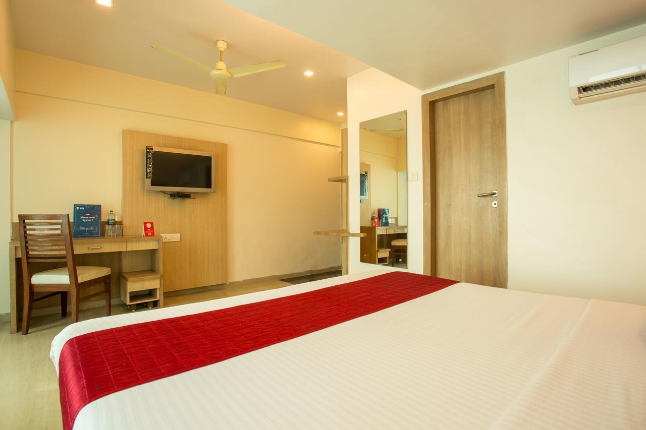Oyo 2026 Hotel Aishwarya Residency Navi Mumbai Zewnętrze zdjęcie