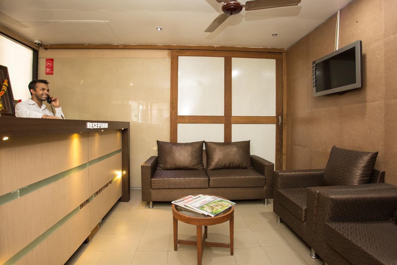 Oyo 2026 Hotel Aishwarya Residency Navi Mumbai Zewnętrze zdjęcie