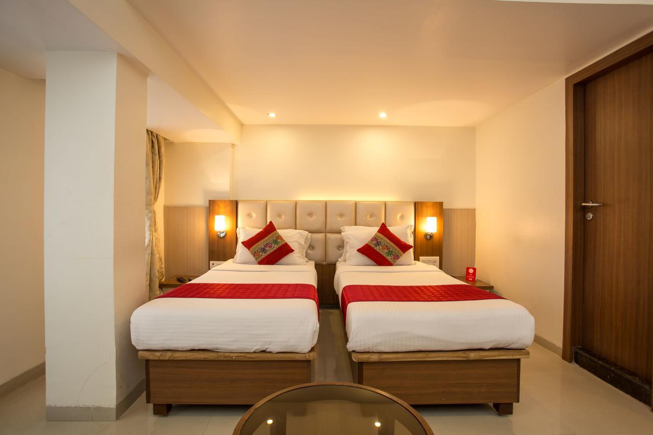 Oyo 2026 Hotel Aishwarya Residency Navi Mumbai Zewnętrze zdjęcie